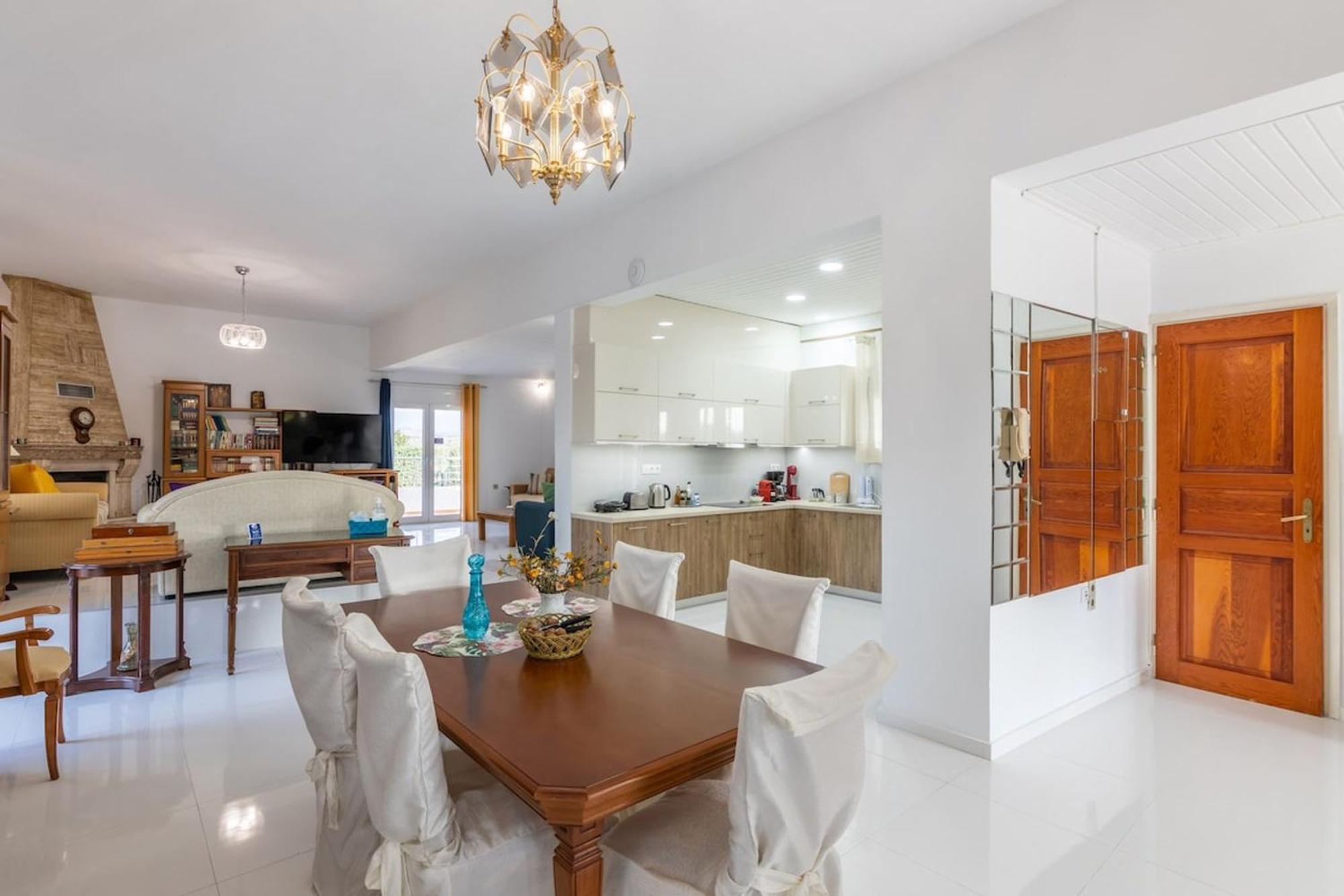 Amazing Villa Chrysanthi With Private Pool In Heraklion Epano Vathia Esterno foto
