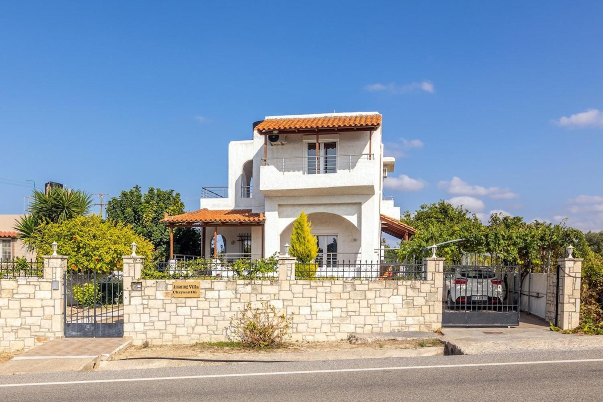 Amazing Villa Chrysanthi With Private Pool In Heraklion Epano Vathia Esterno foto