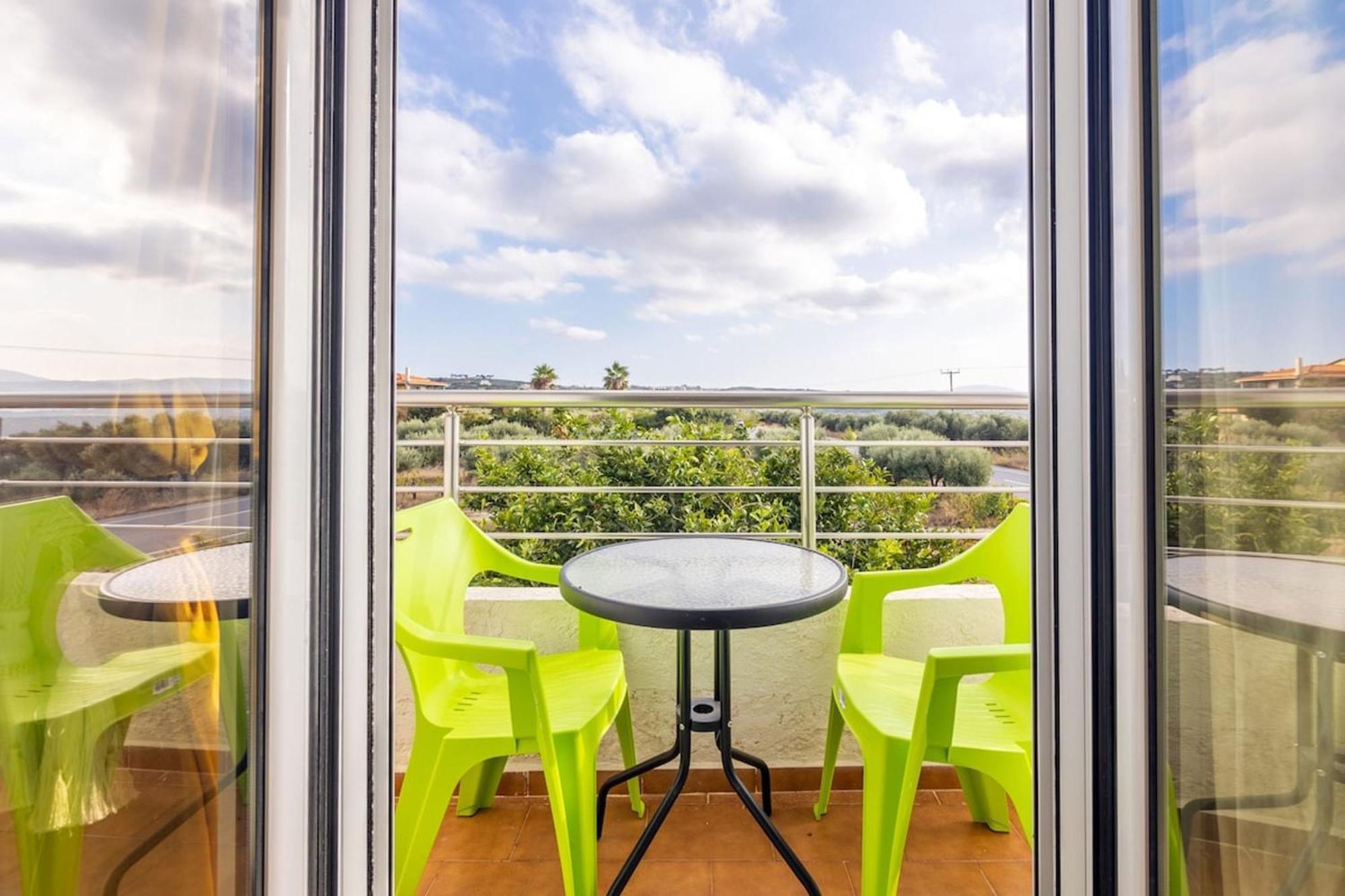 Amazing Villa Chrysanthi With Private Pool In Heraklion Epano Vathia Esterno foto