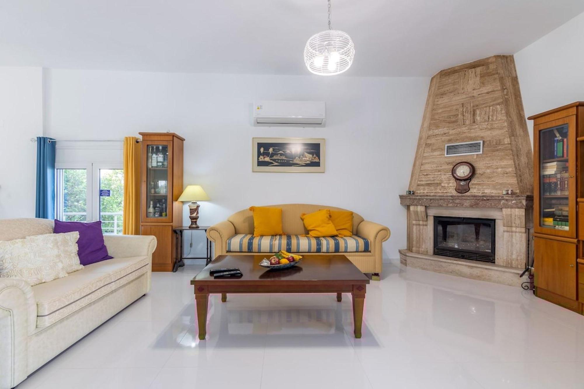 Amazing Villa Chrysanthi With Private Pool In Heraklion Epano Vathia Esterno foto